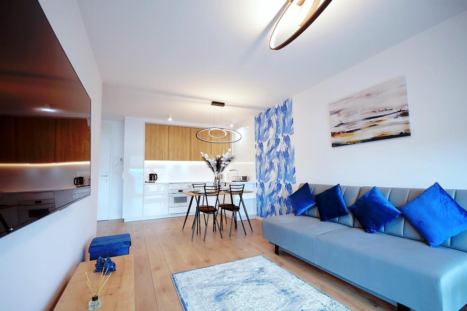 Blue Wave Apartment